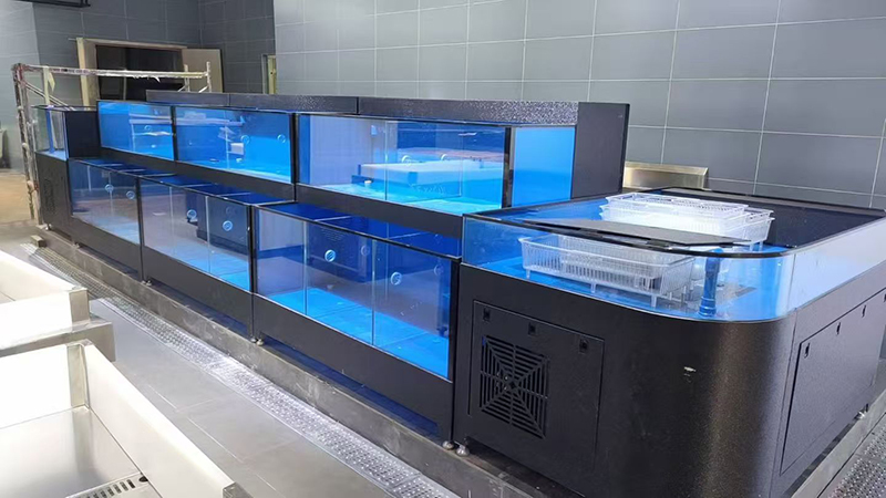 Supermarket seafood tanks
