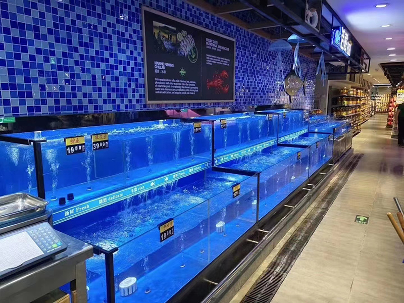 Two-tier movable seafood tank