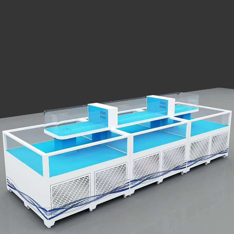 Supermarket seafood tanks