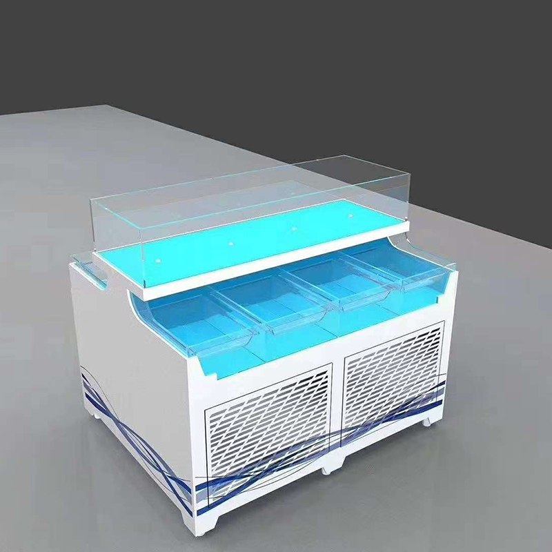 Supermarket seafood tanks