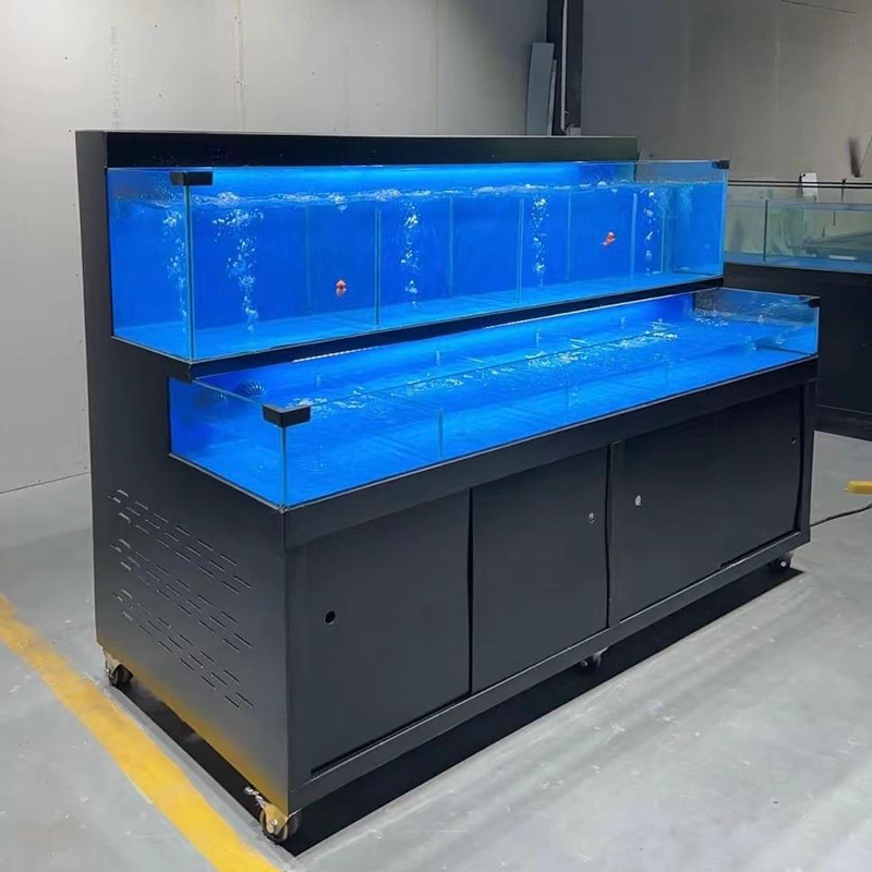 Supermarket seafood tanks